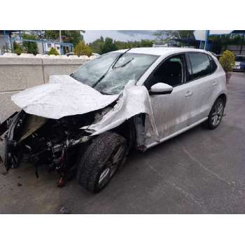 VOLKSWAGEN POLO (6C1) de desguace