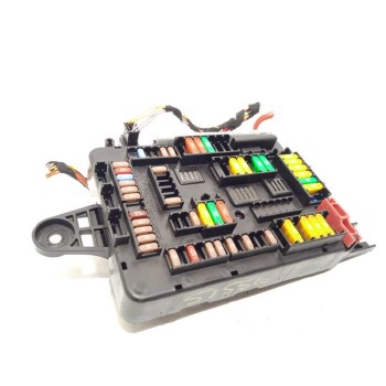 CAJA RELES / FUSIBLES 61149389070 9389070 20151022