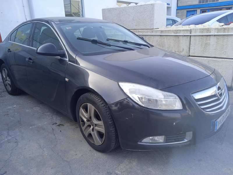 OPEL INSIGNIA BERLINA
