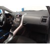toyota auris (_e15_) del año 2012