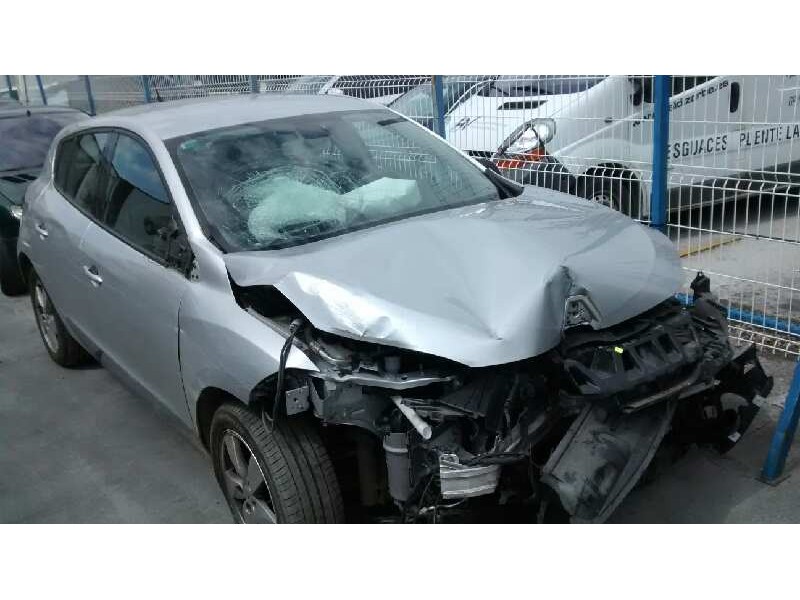 RENAULT MEGANE III BERLINA 5 P