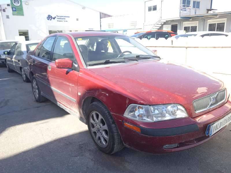 VOLVO S40 BERLINA