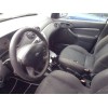 ford focus berlina (cak) del año 2001