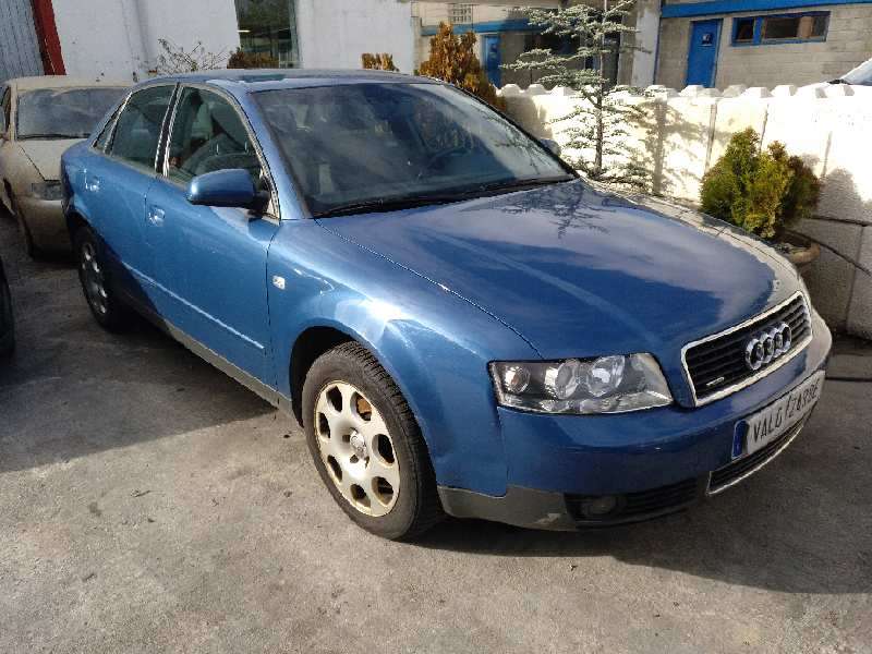 AUDI A4 BERLINA (8E)