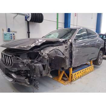 MASERATI LEVANTE SUV (M161) de desguace