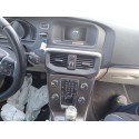VOLVO V40 HATCHBACK (525)