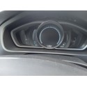 VOLVO V40 HATCHBACK (525)