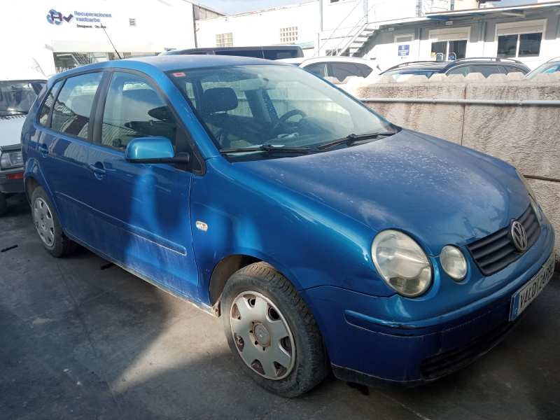 VOLKSWAGEN POLO (9N1)