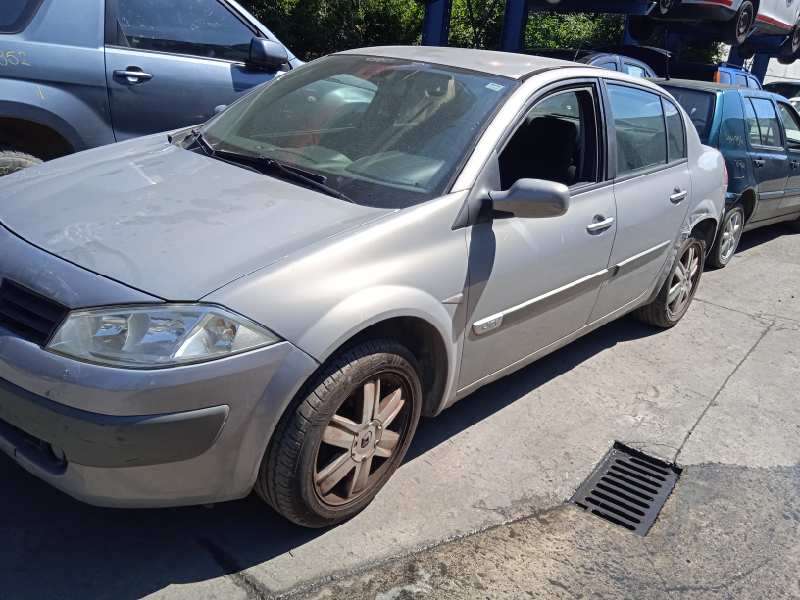 RENAULT MEGANE II CLASSIC BERLINA