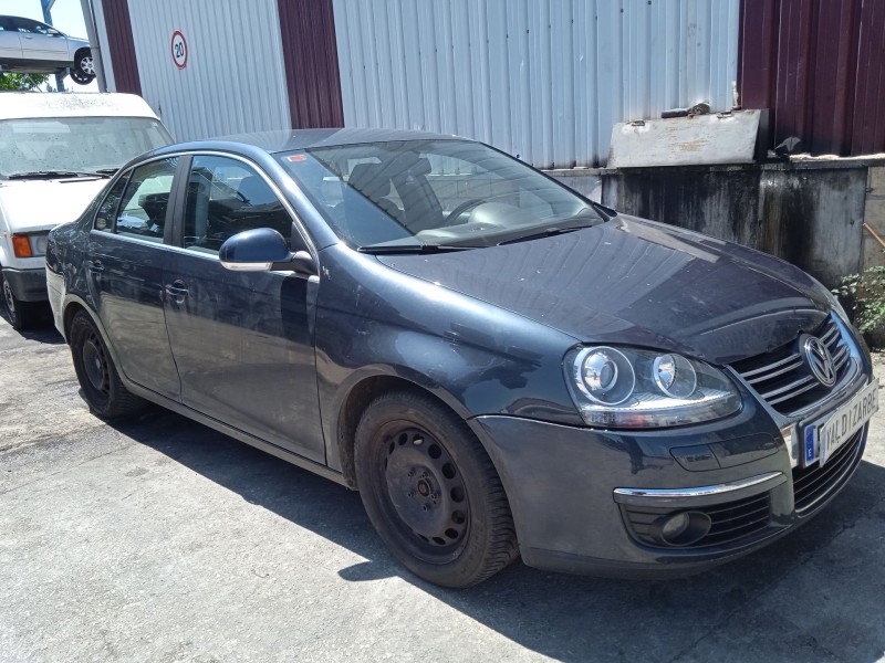 VOLKSWAGEN JETTA III (1K2)