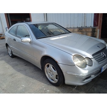 mercedes-benz clase c coupé (cl203) del año 2001