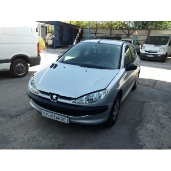 peugeot 206 berlina del año 2004
