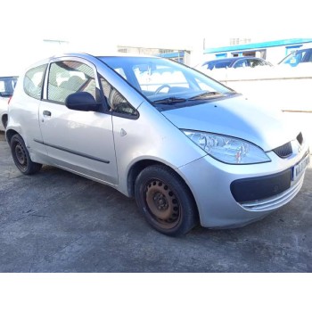 mitsubishi colt berlina 5 (z30a) del año 2005