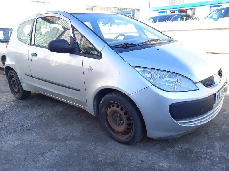 MITSUBISHI COLT BERLINA 5 (Z30A)