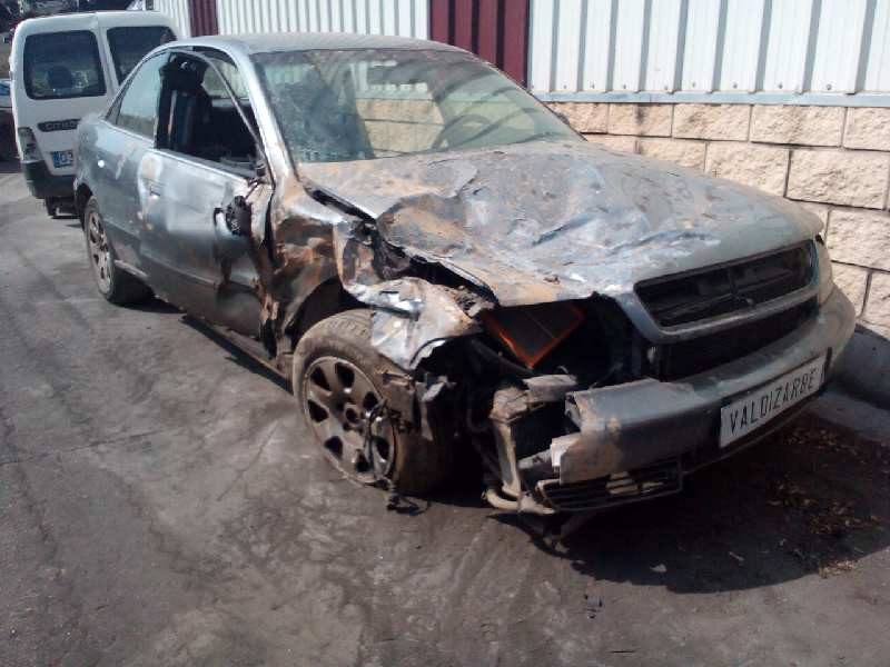 AUDI A4 BERLINA (B5)