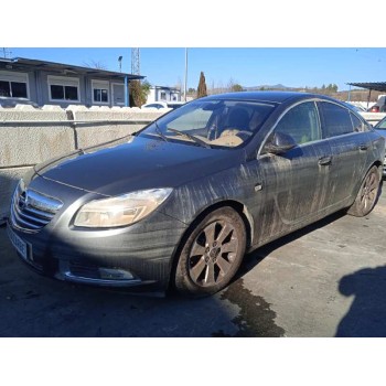 opel insignia berlina del año 2009