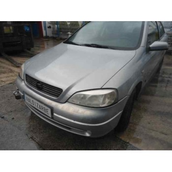 opel astra g berlina del año 2001