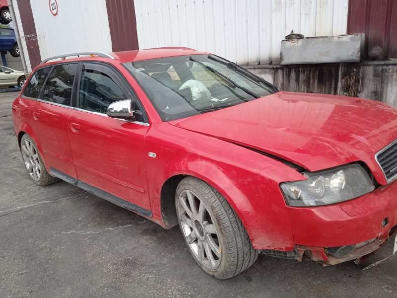 AUDI A4 AVANT (8E)