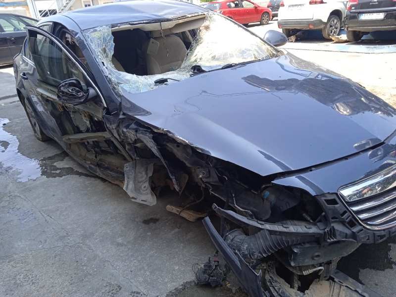 OPEL INSIGNIA BERLINA