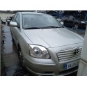 TOYOTA AVENSIS SEDÁN (_T25_)
