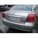 TOYOTA AVENSIS SEDÁN (_T25_)