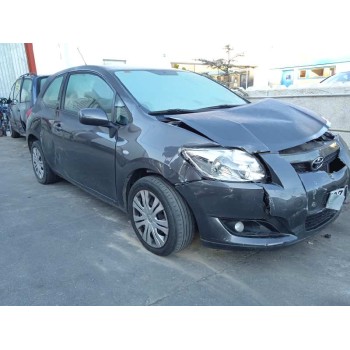 toyota auris del año 2007