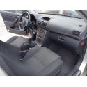 TOYOTA AVENSIS SEDÁN (_T25_)