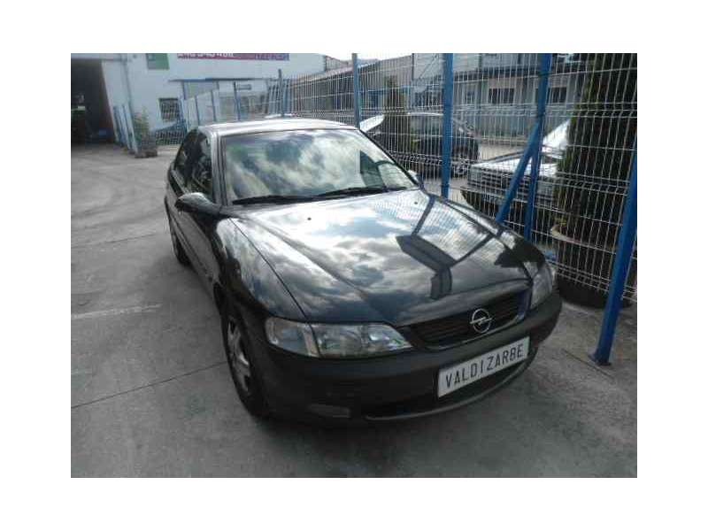 OPEL VECTRA B BERLINA