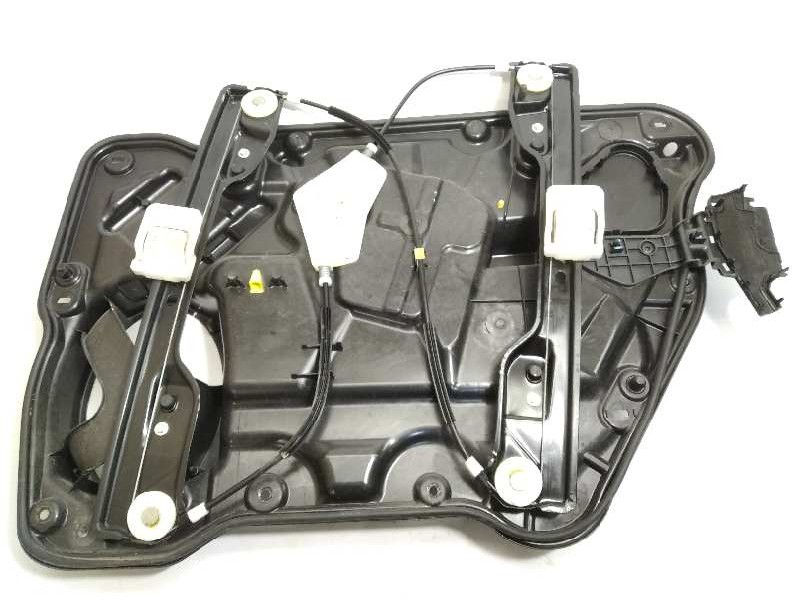ELEVALUNAS DELANTERO IZQUIERDO 140826 K68103379AB K68043735AA