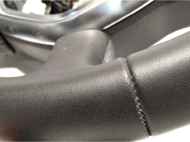 Recambio de volante para dacia duster ii referencia OEM IAM 484007487R  2018886Z67 4