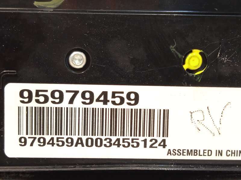 Recambio de sistema audio / radio cd para chevrolet cruze 2.0 diesel cat referencia OEM IAM 95979459 95485441 - Blanco 4