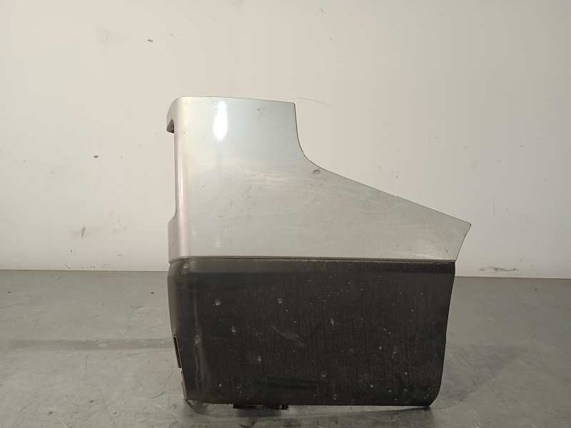 PUNTERA PARAGOLPES TRASERA DERECHA 850166864R 