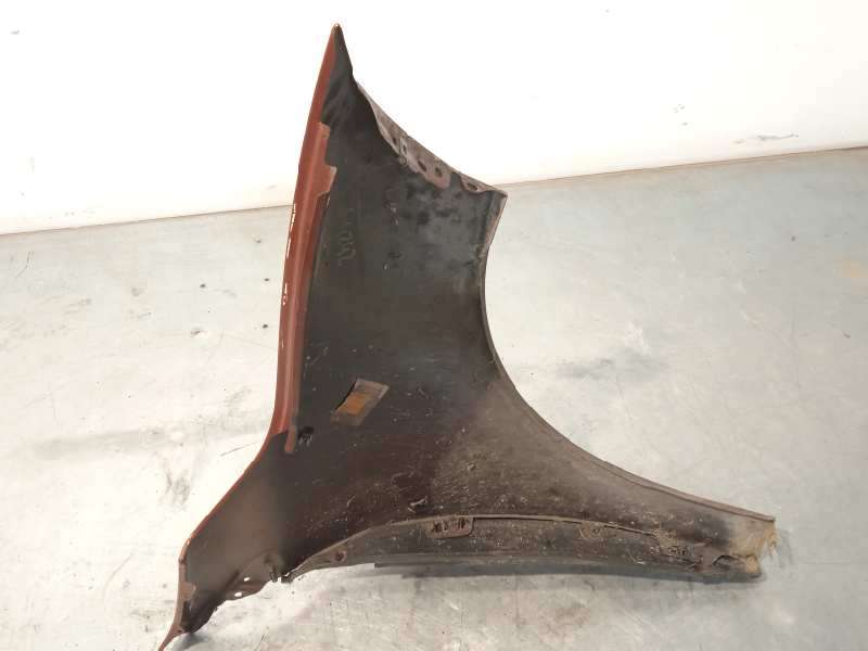 Recambio de aleta delantera izquierda para renault megane iii coupe expression referencia OEM IAM 631010047R  631017297R 4