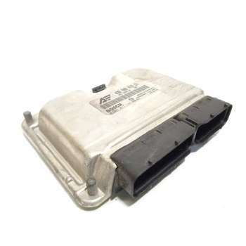 CENTRALITA MOTOR UCE 038906019LR 0281011143 3M2112A650GA