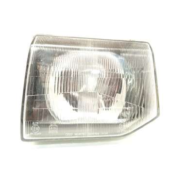 FARO IZQUIERDO MB831068 