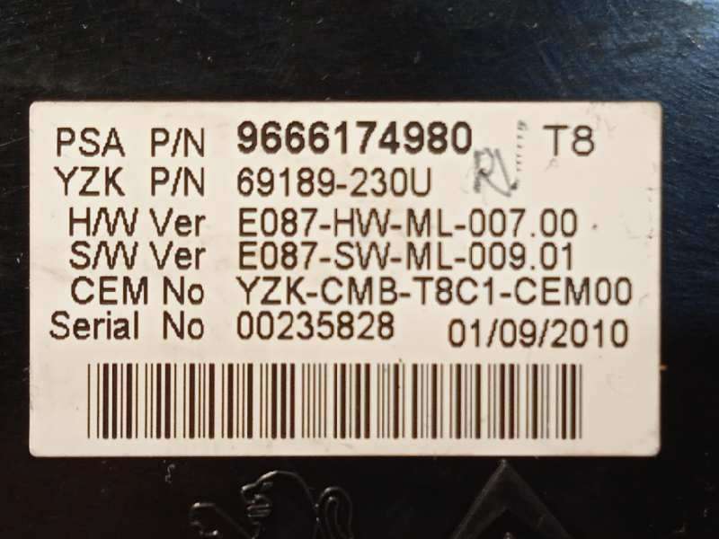Recambio de cuadro instrumentos para peugeot 5008 premium referencia OEM IAM 9666174980 9810462780 6103Y0 - Gris 5