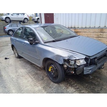 volvo s40 berlina del año 2008