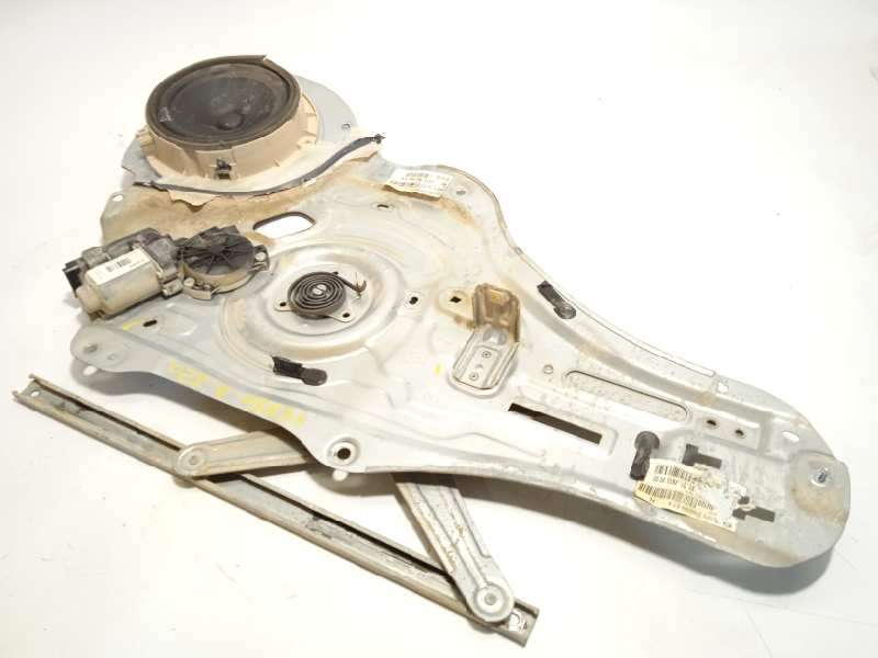Recambio de elevalunas delantero izquierdo para kia sportage drive 4x2 referencia OEM IAM 824703U120  402395B