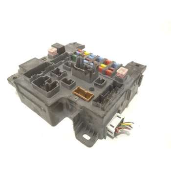CAJA RELES / FUSIBLES 8637A319 