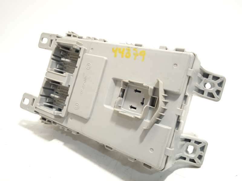 Recambio de caja reles / fusibles para hyundai i20 active 1.0 tgdi cat referencia OEM IAM 91950C8510 - Naranja 3