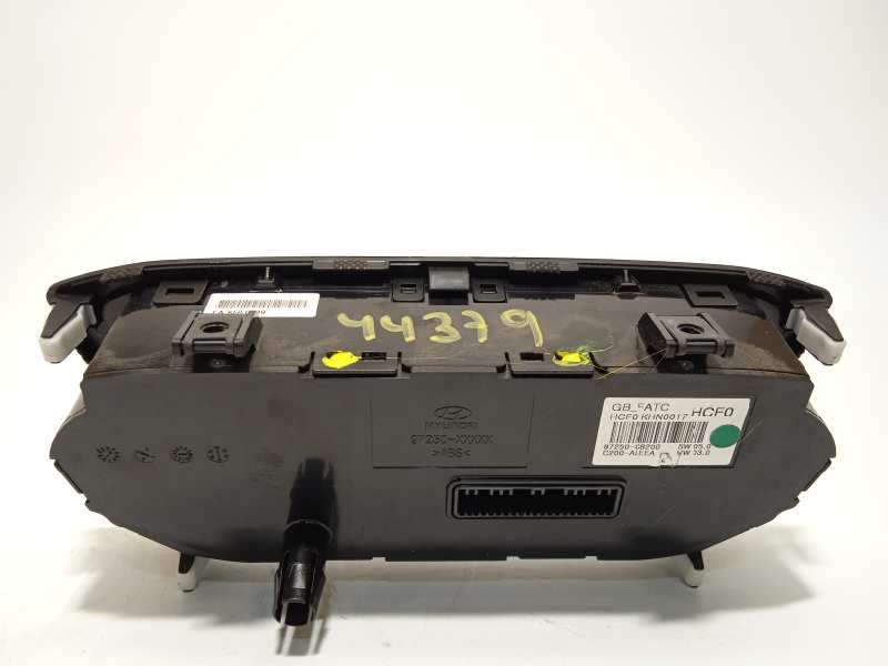 Recambio de mando climatizador para hyundai i20 active 1.0 tgdi cat referencia OEM IAM 97250C8200  C200ALEEA - Naranja 3