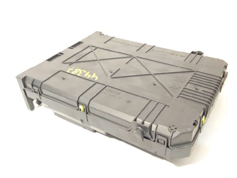 Recambio de caja reles / fusibles para peugeot 208 1.6 blue-hdi fap referencia OEM IAM 9807531680  1612139080 - Blanco 2