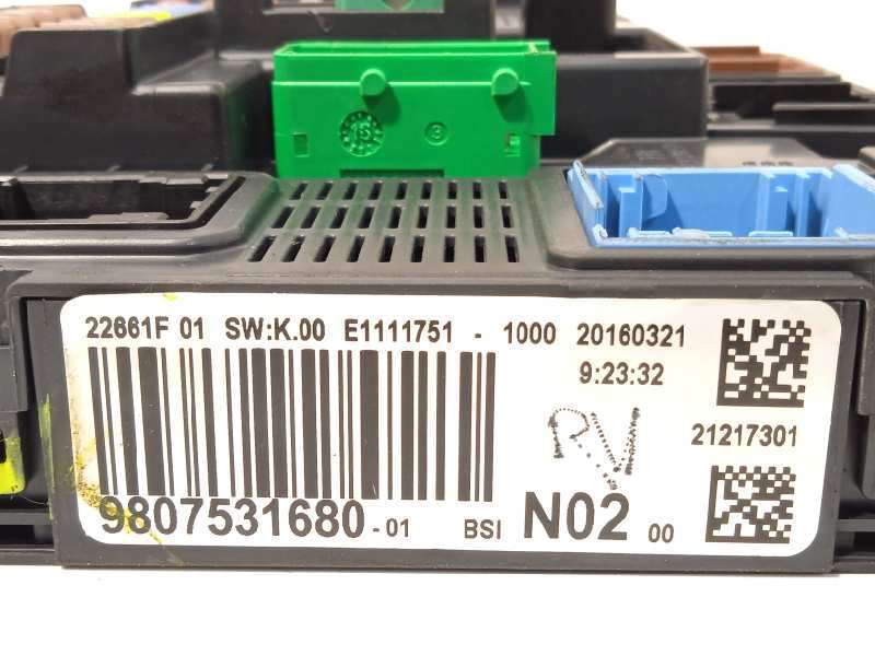 Recambio de caja reles / fusibles para peugeot 208 1.6 blue-hdi fap referencia OEM IAM 9807531680  1612139080 - Blanco 4