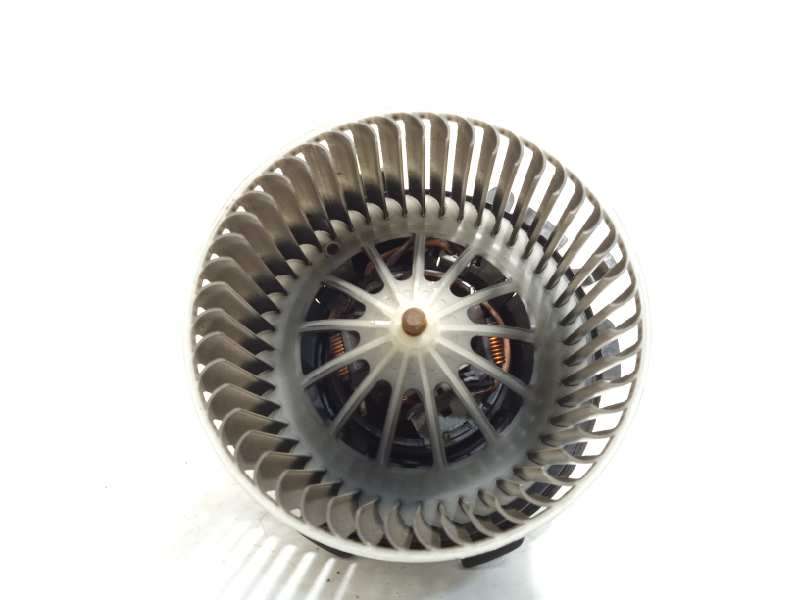Recambio de motor calefaccion para volkswagen crafter combi (2e) combi 35 batalla larga con techo alto referencia OEM IAM 2E0819 - Blanco 4