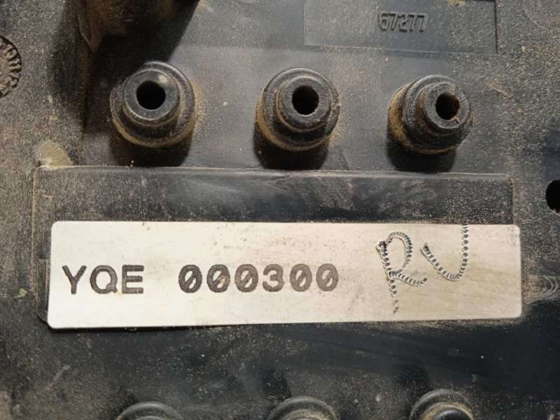 Recambio de caja reles / fusibles para land rover discovery (lt) 2.5 turbodiesel referencia OEM IAM YQE000300 - Blanco 4