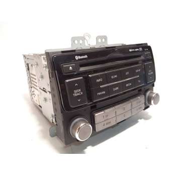 SISTEMA AUDIO / RADIO CD 961211J252 