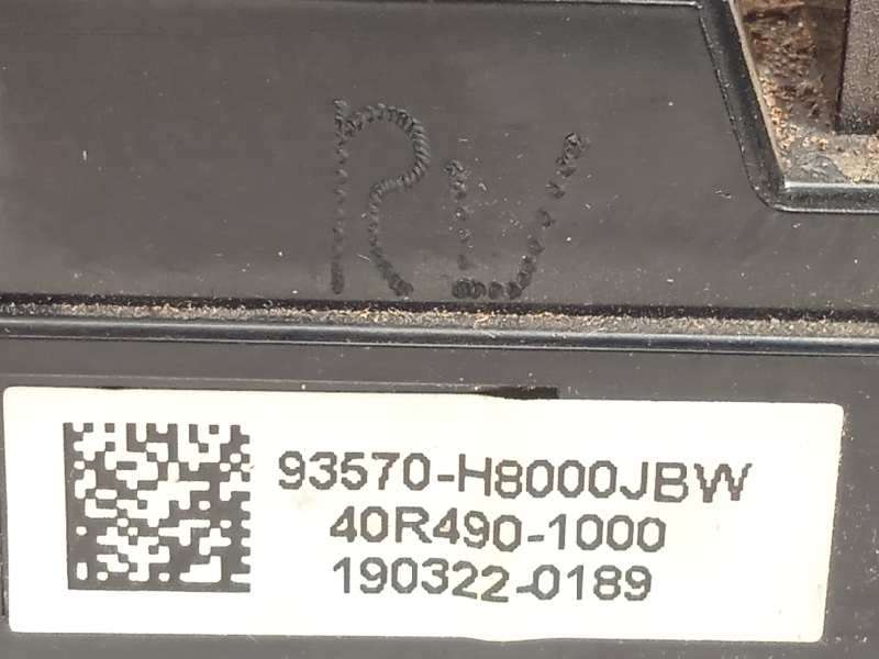 Recambio de mando elevalunas delantero izquierdo para kia rio (yb) 1.2 cat referencia OEM IAM 93570H8000JBW - Rojo 5