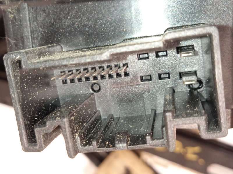Recambio de elevalunas delantero izquierdo para volkswagen polo 1.0 referencia OEM IAM 2G4837461B  2Q1959881 5