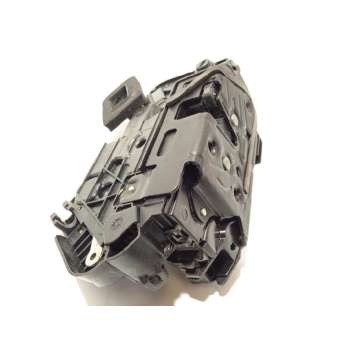 CERRADURA PUERTA TRASERA DERECHA 5TA839016E 