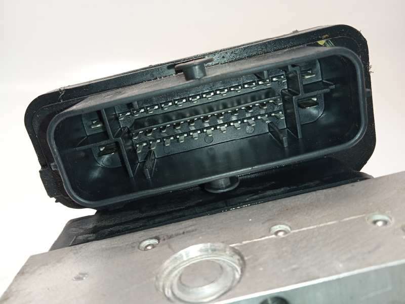 Recambio de abs para dacia duster laureate 4x2 referencia OEM IAM 476606440R 0265956403 269727 4